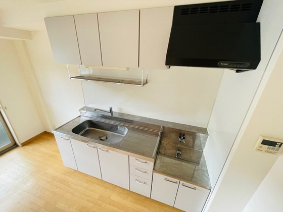 フォブール佐々木