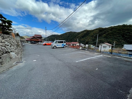 フォブール佐々木