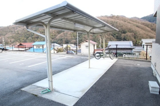 フォブール佐々木