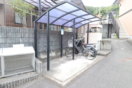 セフィラ久保田 C