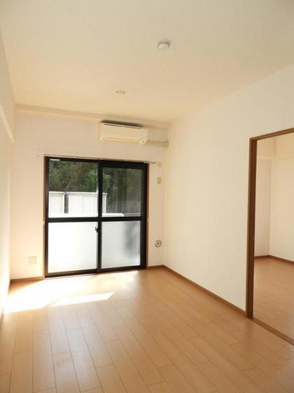 アーバインコート