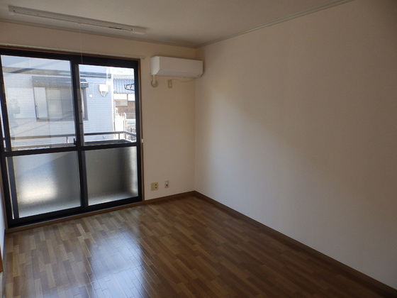 セジュールシャリオ A棟