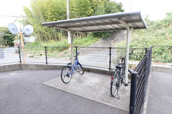 セジュールシャリオ A棟