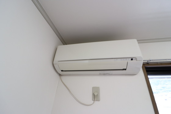 セジュール高志B