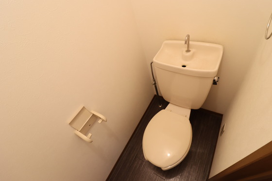 セジュール高志B