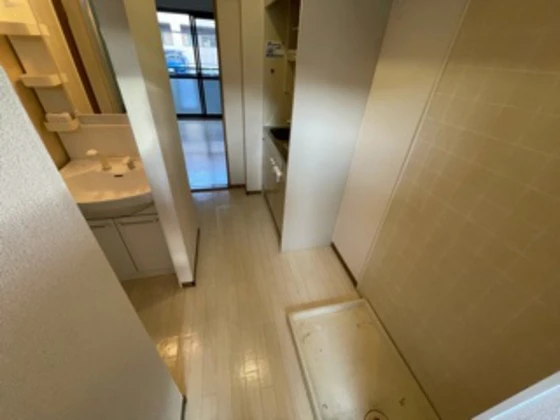 セジュール高志B