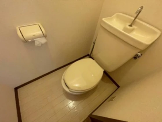 セジュール高志B