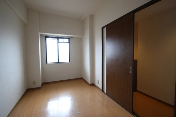 クレストコート門田