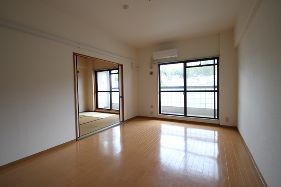 クレストコート門田