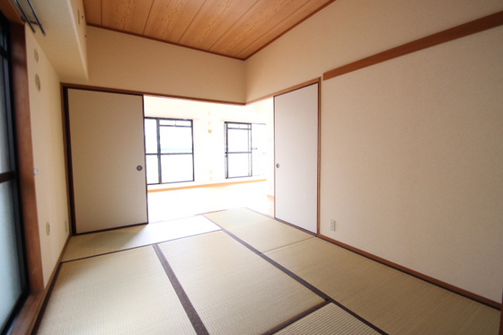 クレストコート門田