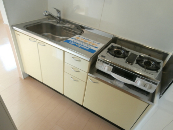 アルファーム C棟