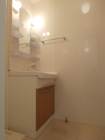 アルファーム C棟