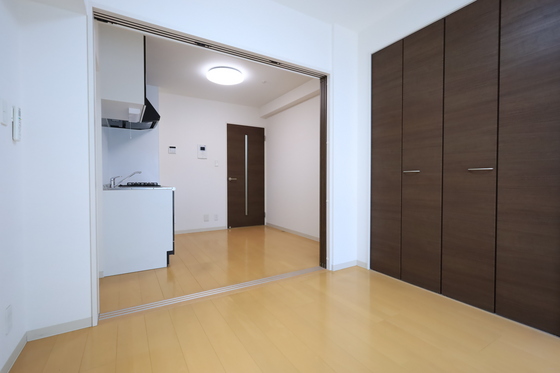 MBS Building南竹屋