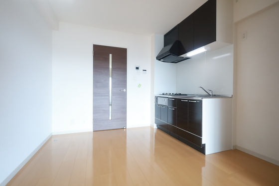 MBS Building南竹屋