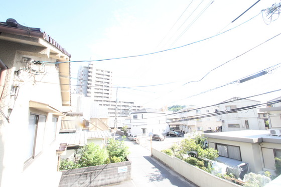 レユシール中山中町