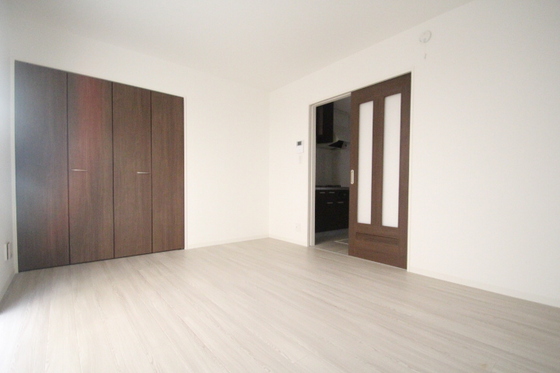 レユシール中山中町