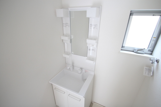 レユシール中山中町