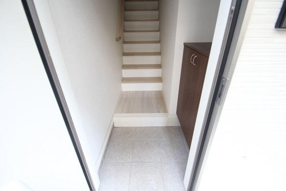 レユシール中山中町