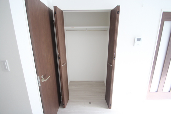 レユシール中山中町