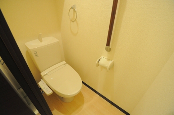 レオネクストサリエール