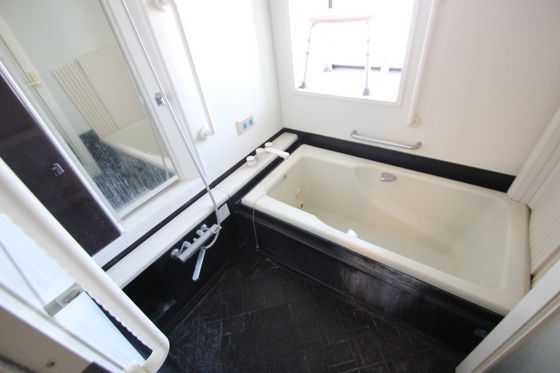 エステート小谷