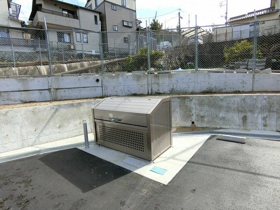 花水木ハイツ A