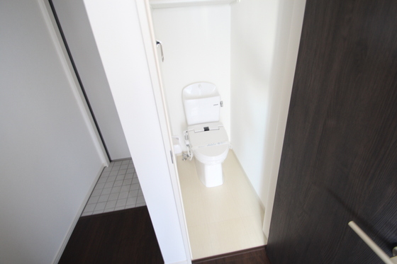 セブンプロート府中町本町