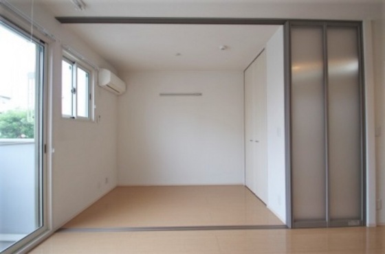 グランモア・浅沼