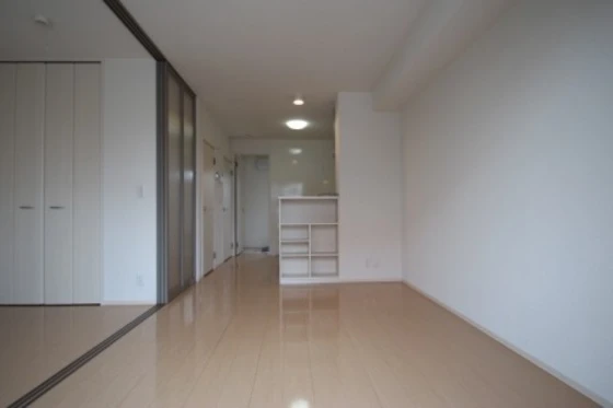 グランモア・浅沼