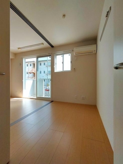 グランモア・浅沼