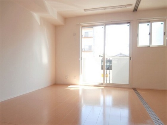 グランモア・浅沼