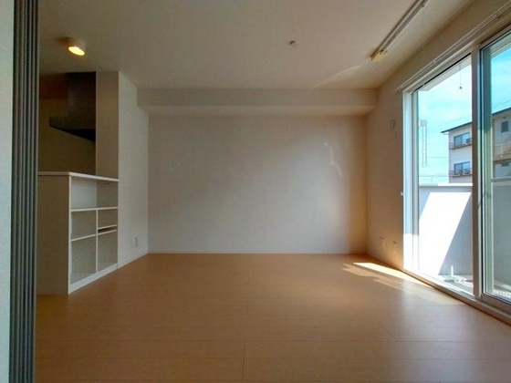 グランモア・浅沼