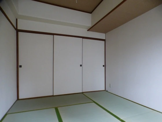 シャンボール国泰寺