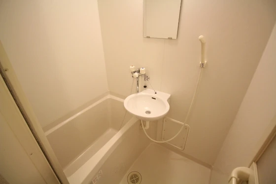 レオパレスレーブシャト-