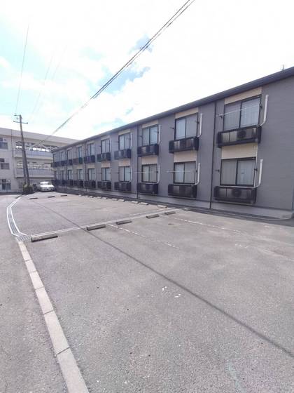 レオパレスレーブシャト-