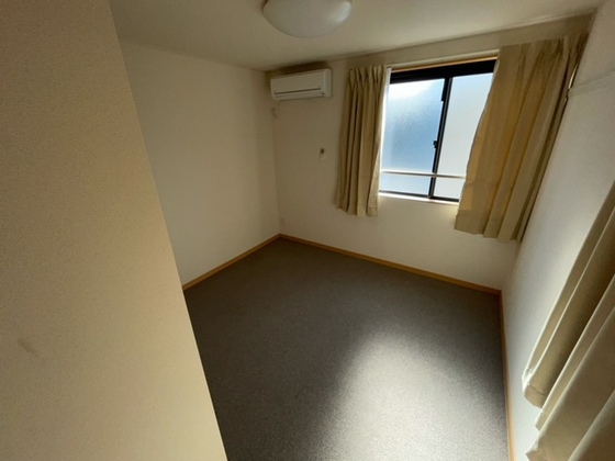 レオパレスファミールD