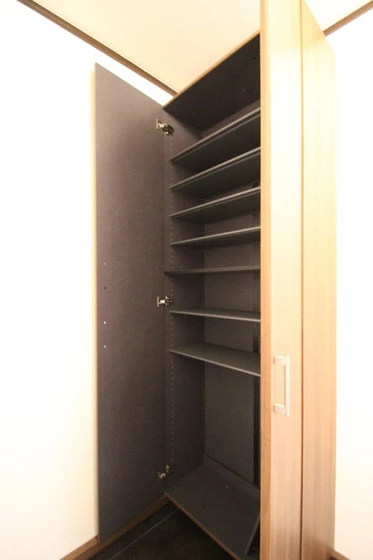 ヴィラフローレルA棟