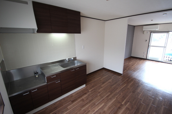 ヴィラフローレルA棟