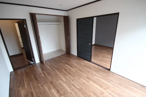 ヴィラフローレルA棟