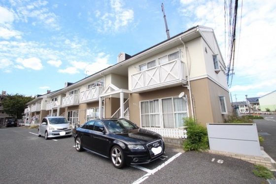 ヴィラフローレルA棟