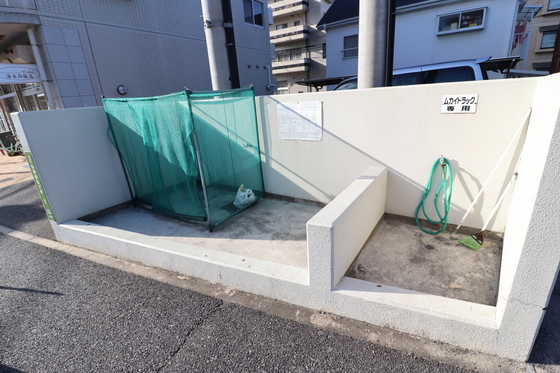 アンルミエール