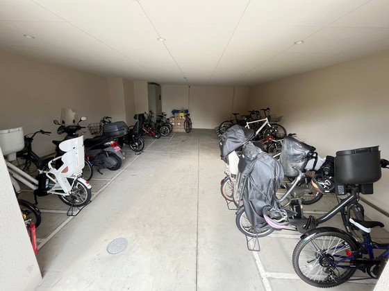 エスト クローネ