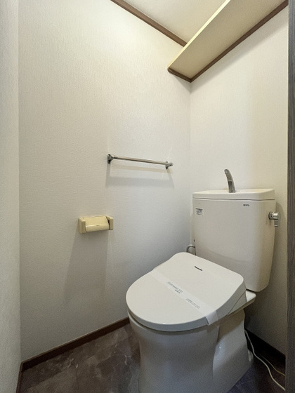 えの宮郵便局ビル