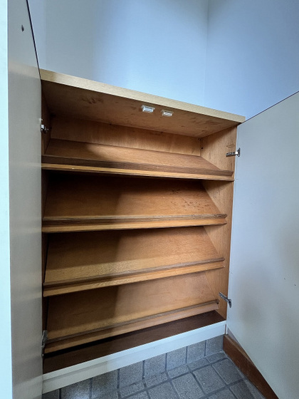 えの宮郵便局ビル