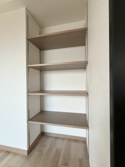 えの宮郵便局ビル