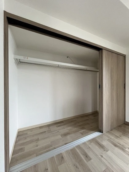 えの宮郵便局ビル