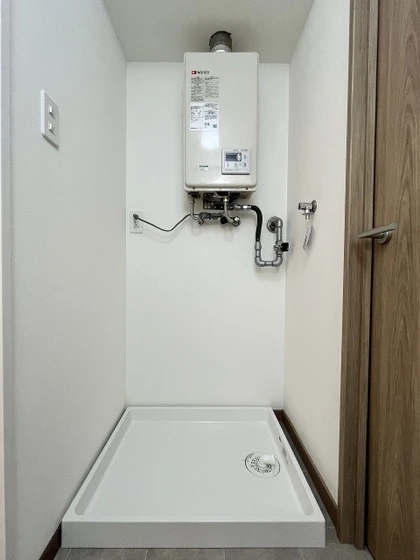 えの宮郵便局ビル