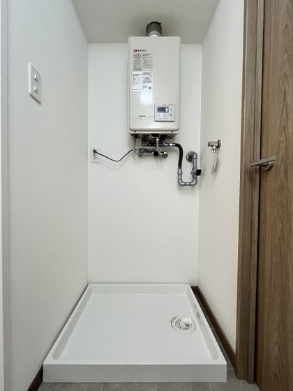 えの宮郵便局ビル