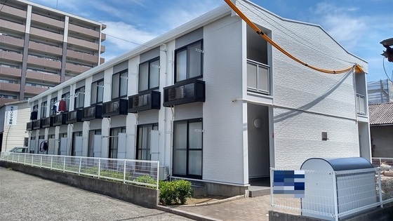 レオパレス西原