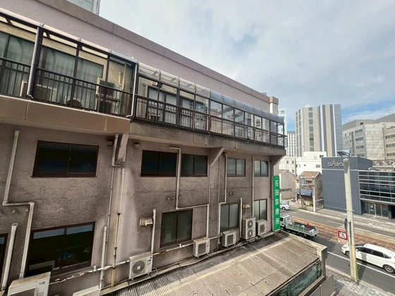 プレサンスロジェ広島駅南